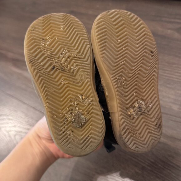 Jacadi Baby Booties in Size 21 - Picture 3 of 4